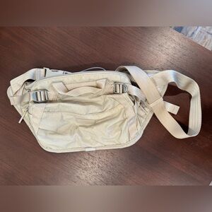 Athleta crossbody bag